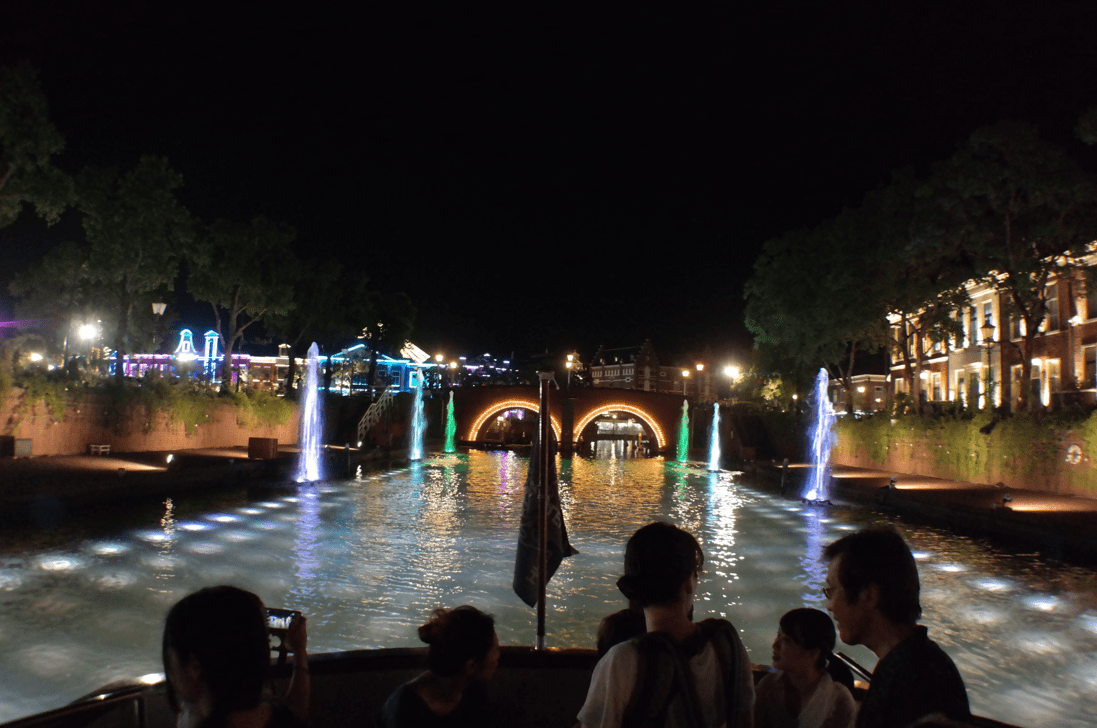 HTB light show white water