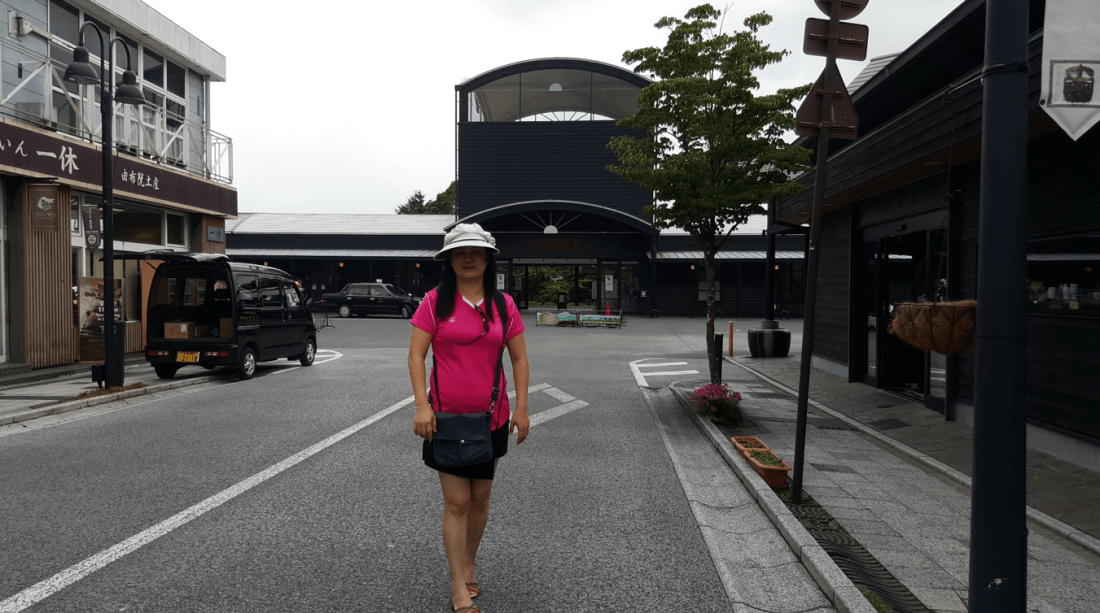 yufuin train station 3